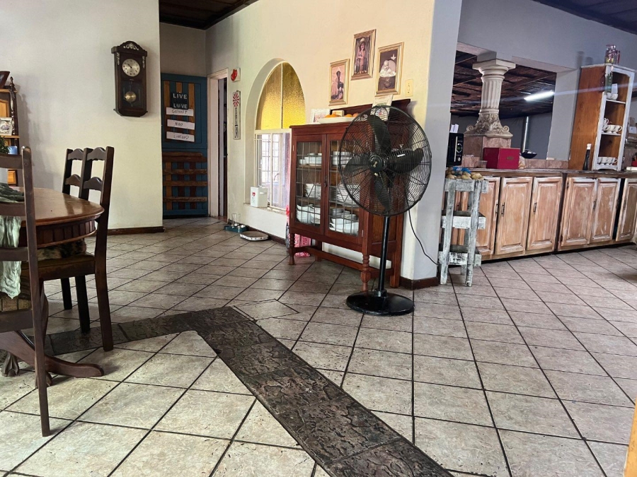 5 Bedroom Property for Sale in Elandsrand North West